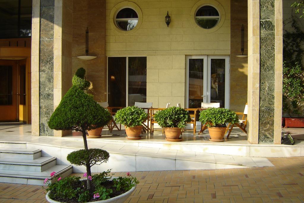 Nepheli Hotel Thessaloniki Exterior foto