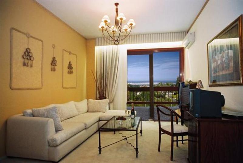 Nepheli Hotel Thessaloniki Exterior foto